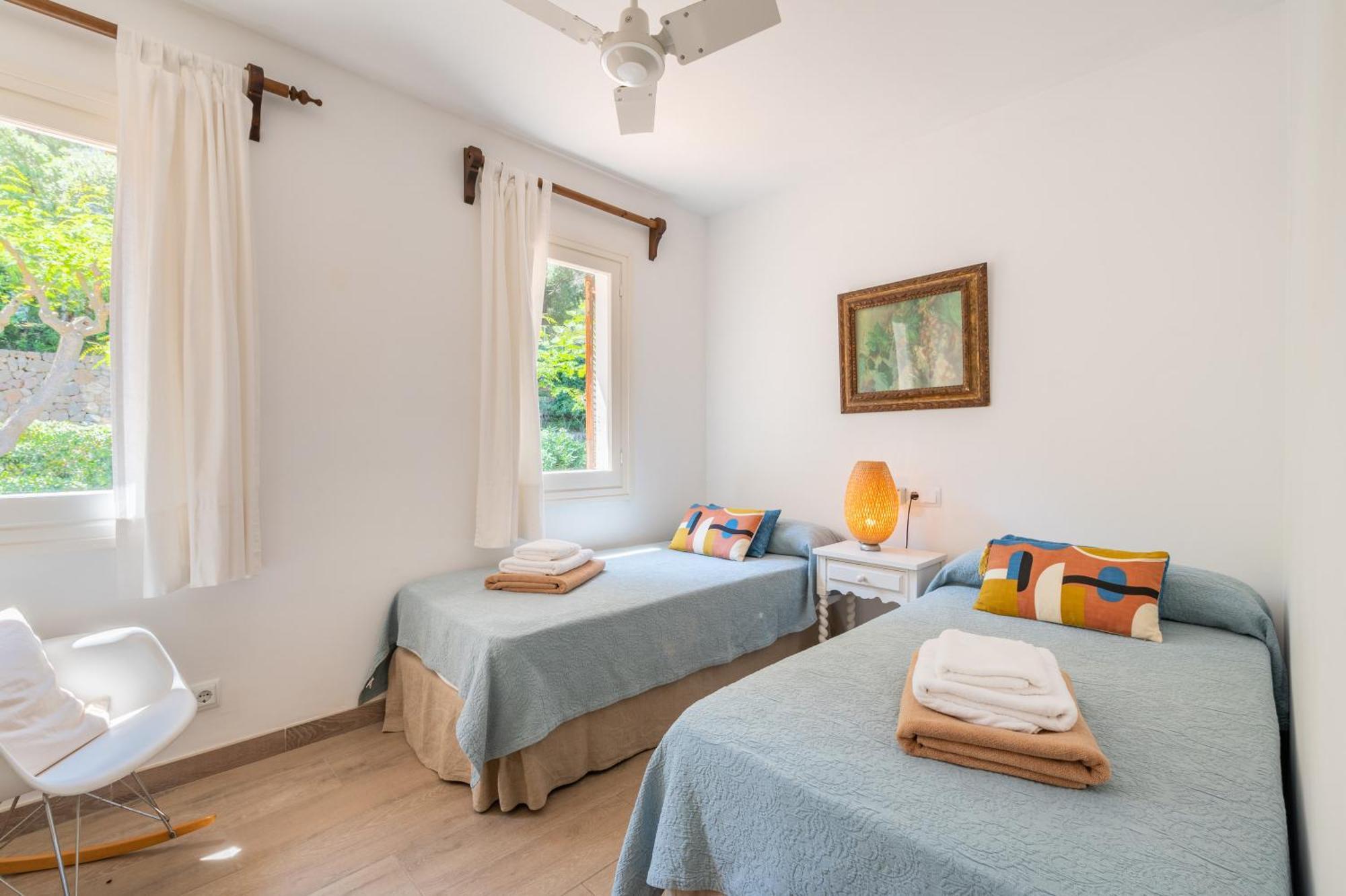 Can Botana 12 Cala de Sant Vicenc エクステリア 写真