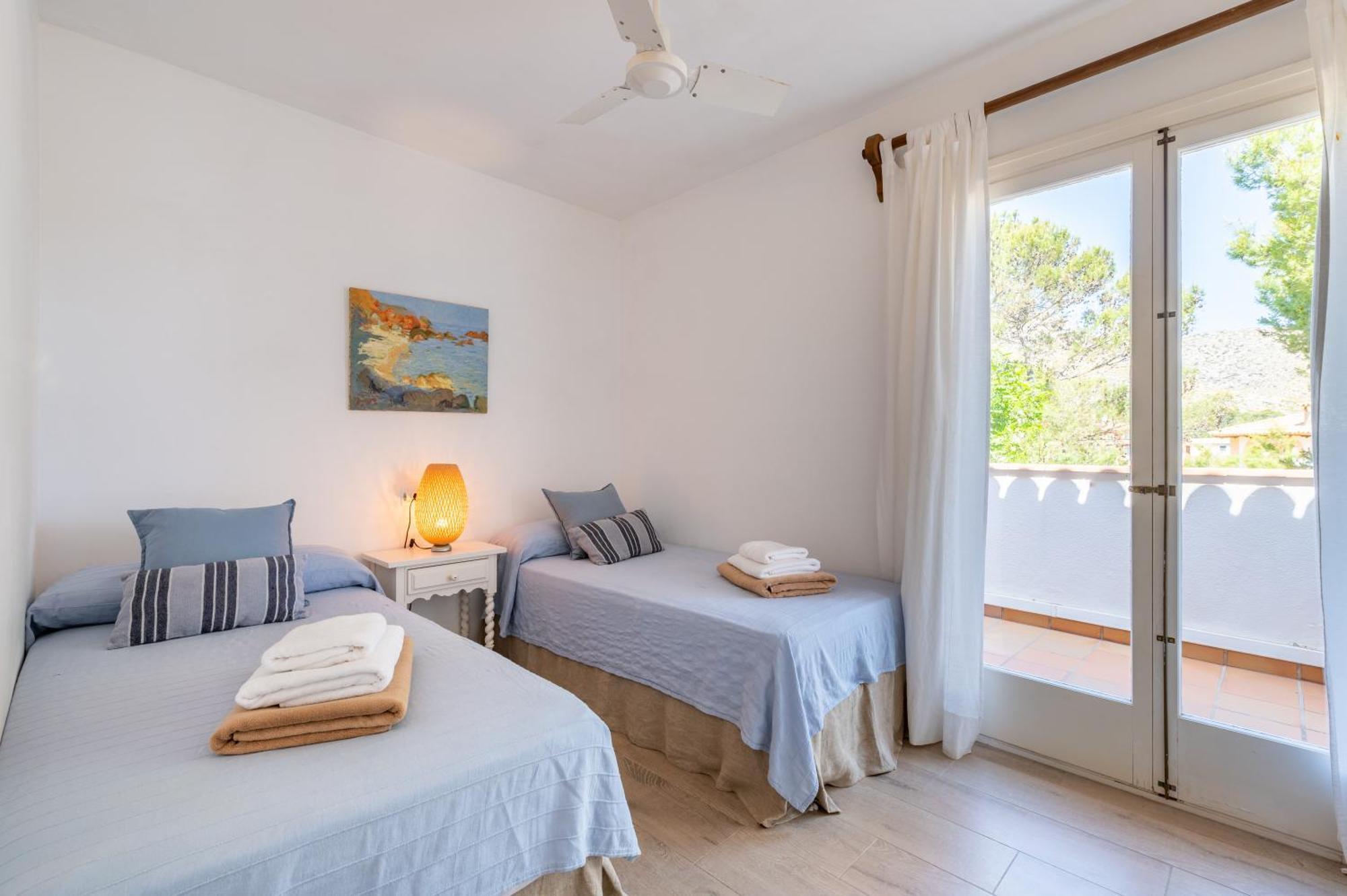 Can Botana 12 Cala de Sant Vicenc エクステリア 写真